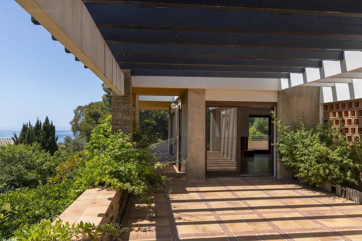 Maison à SIX-FOURS-LES-PLAGES