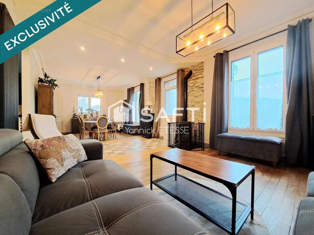 Photo 2 - Maison à VIARMES