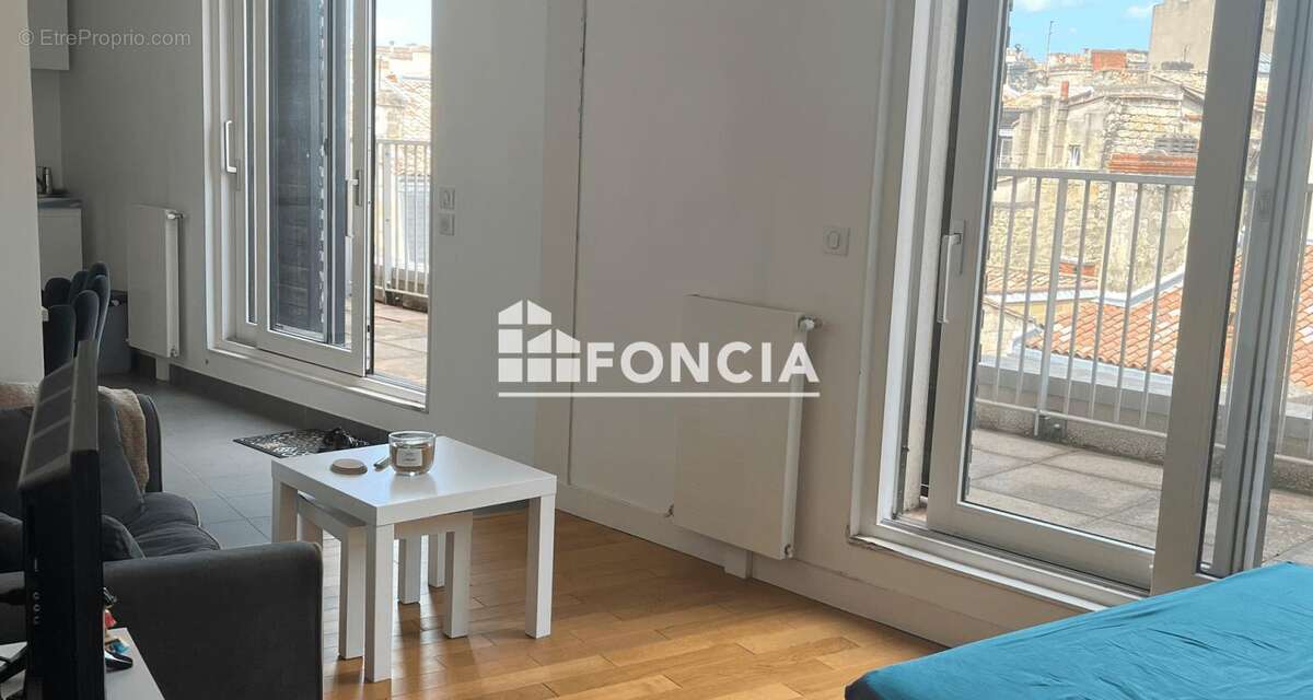 Appartement à BORDEAUX