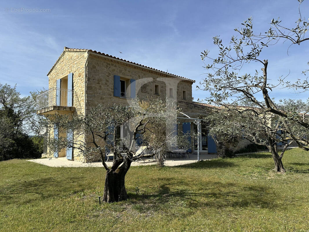 Maison à VAISON-LA-ROMAINE