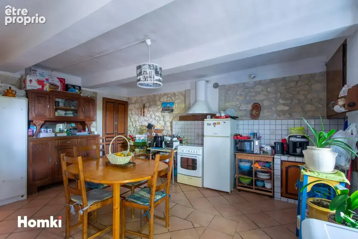 **Authentique mas provençal avec hangar de 220 m² et fort potentiel au cœur de Mallemort** - photo 14