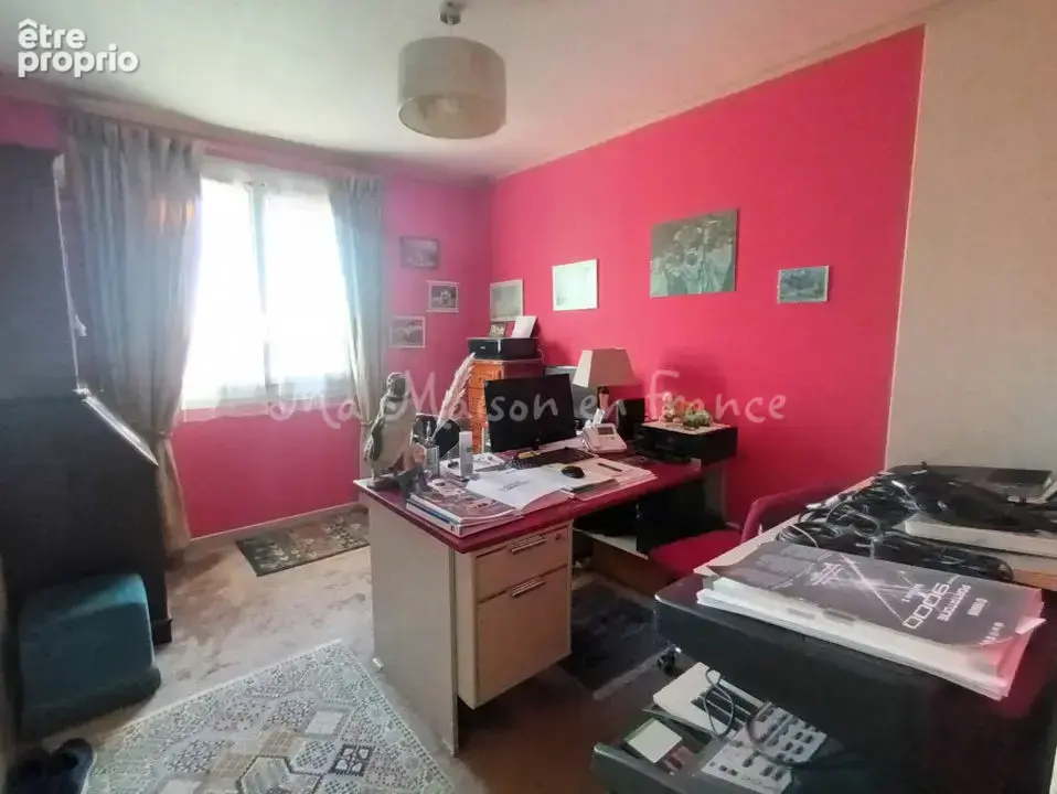 Maison 4 pièces 99 m² à vendre à Gannat (03800) - photo 9