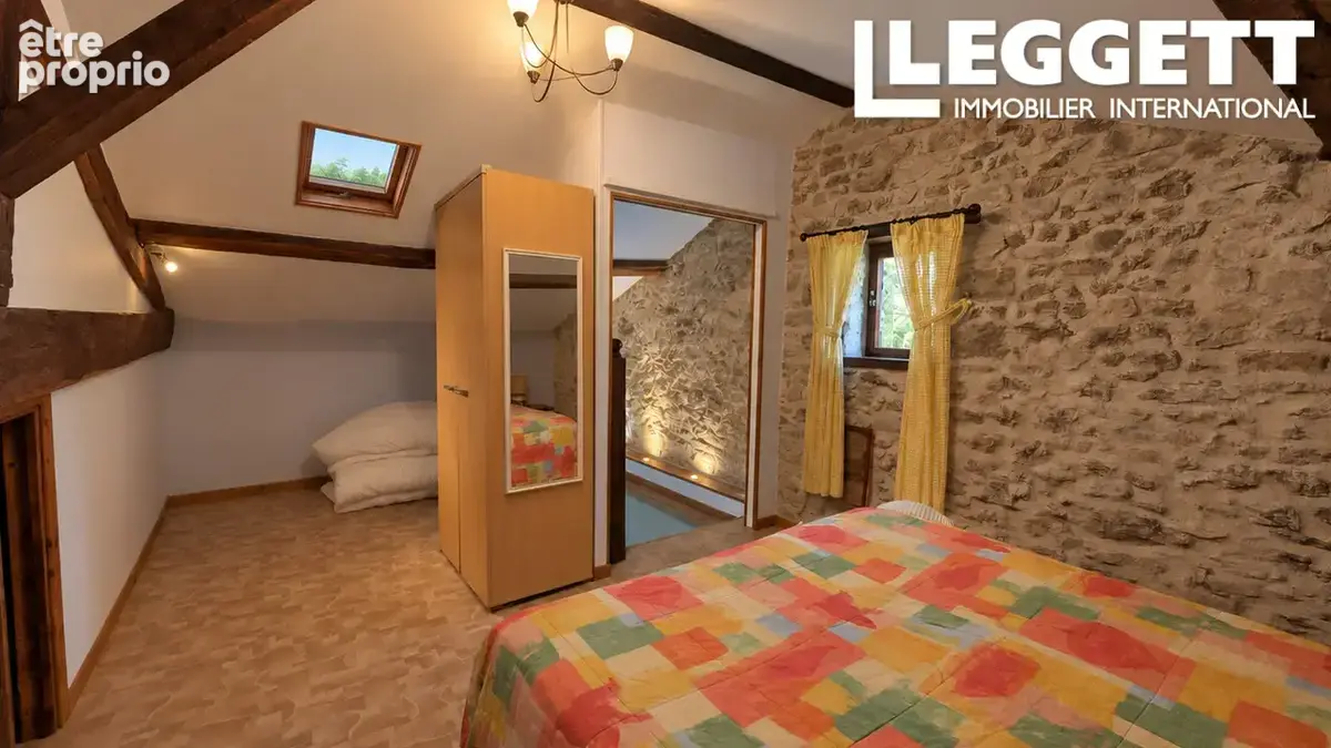 Charmante maison de caractère de 2 chambres avec jardins près de Ménigoute - photo 8