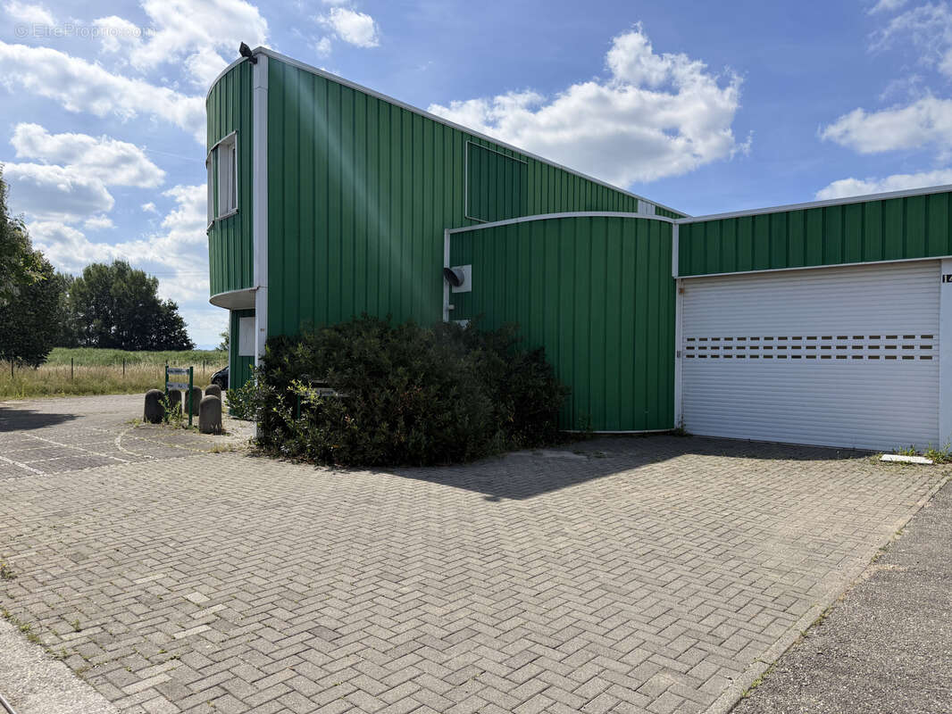Commerce à WEYERSHEIM