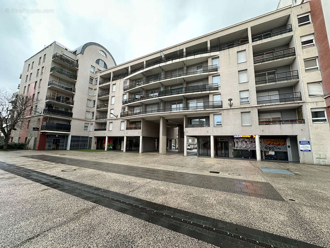 Appartement à LYON-8E