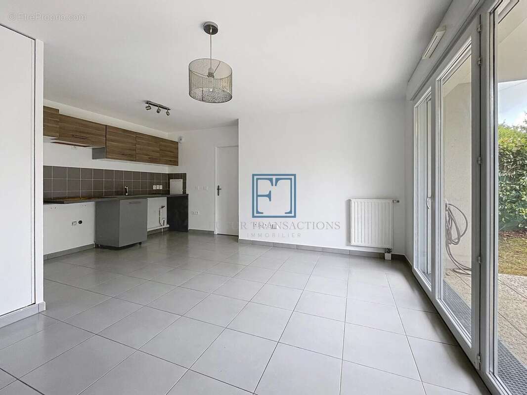 Appartement à ELANCOURT