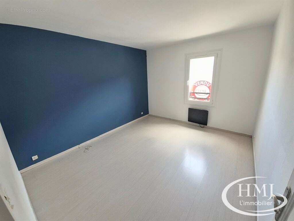 Appartement 87 m² à Courcouronnes  - photo 8