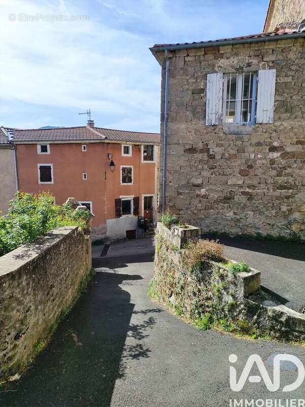 Maison 150 m² à Vanosc  - photo 2