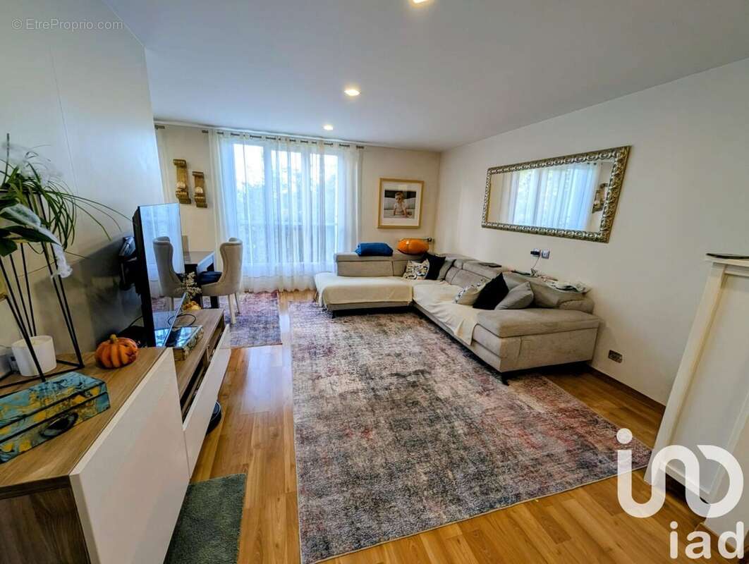 Photo 3 - Appartement à EZANVILLE