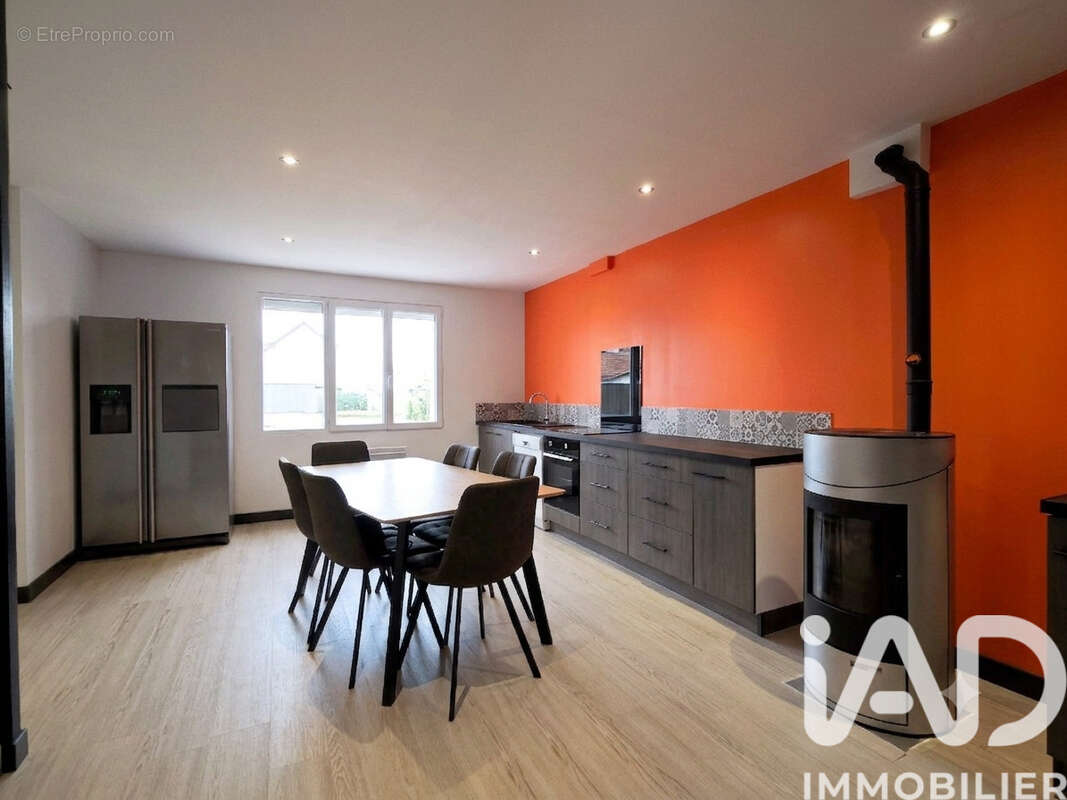 Maison 134 m² à Le Gicq  - photo 6