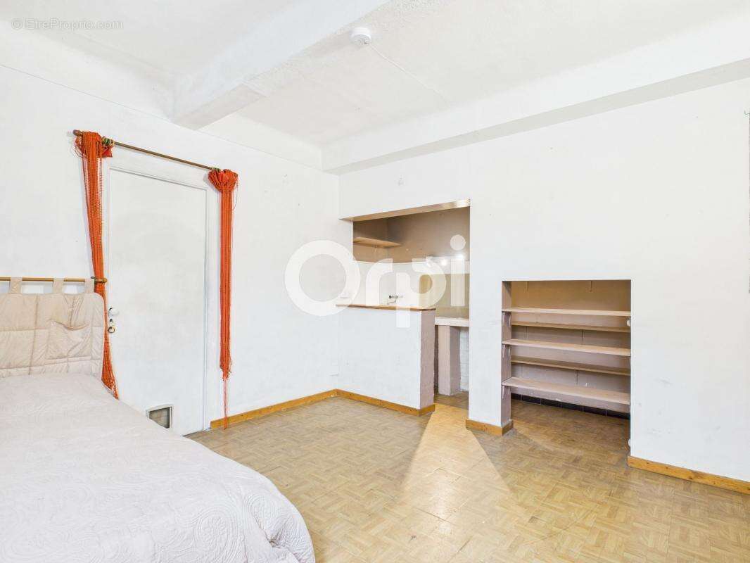 Maison à MONTAUROUX