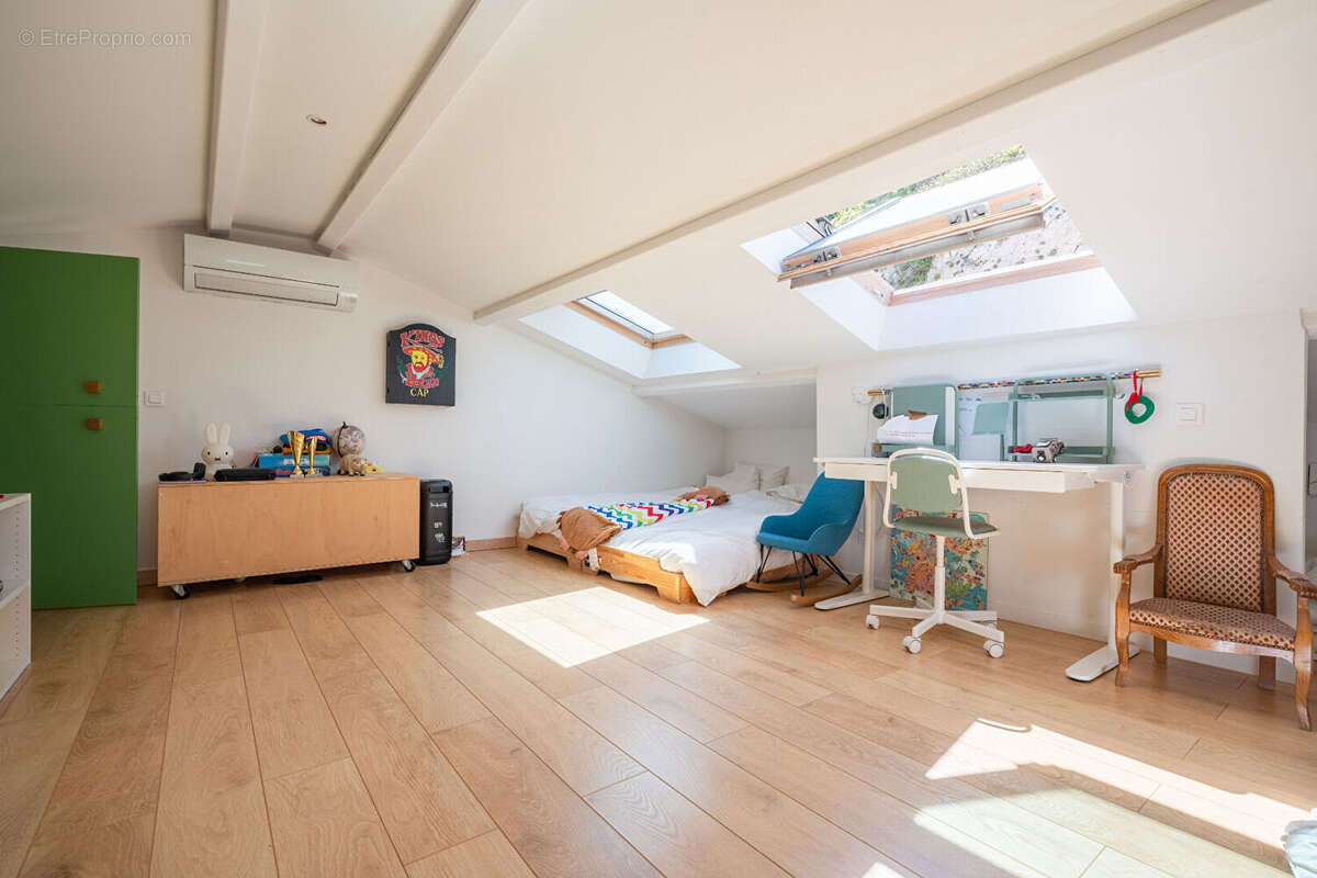 Maison à MARSEILLE-7E