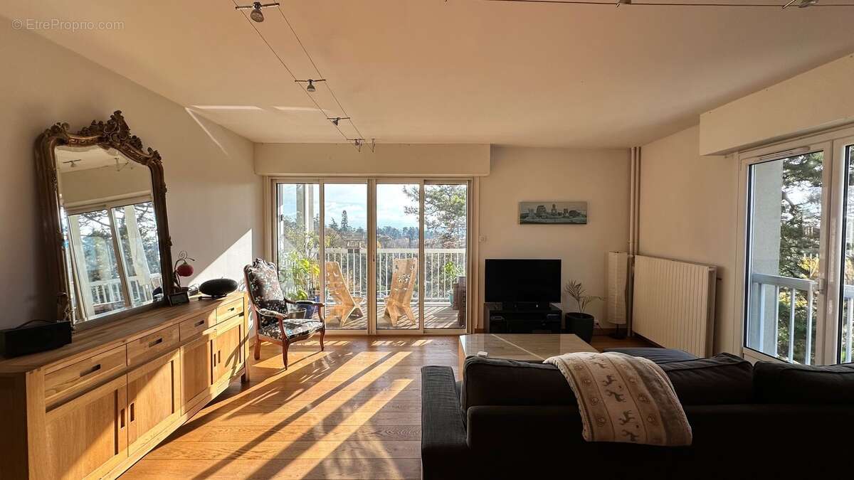 Appartement à CALUIRE-ET-CUIRE