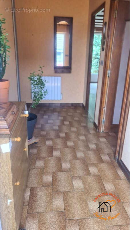 Maison 96 m² à La Francheville  - photo 8