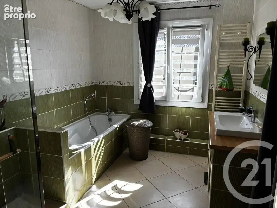 Maison 6 pièces 105 m² à vendre à Hesdin-L'abbe (62360) - photo 8