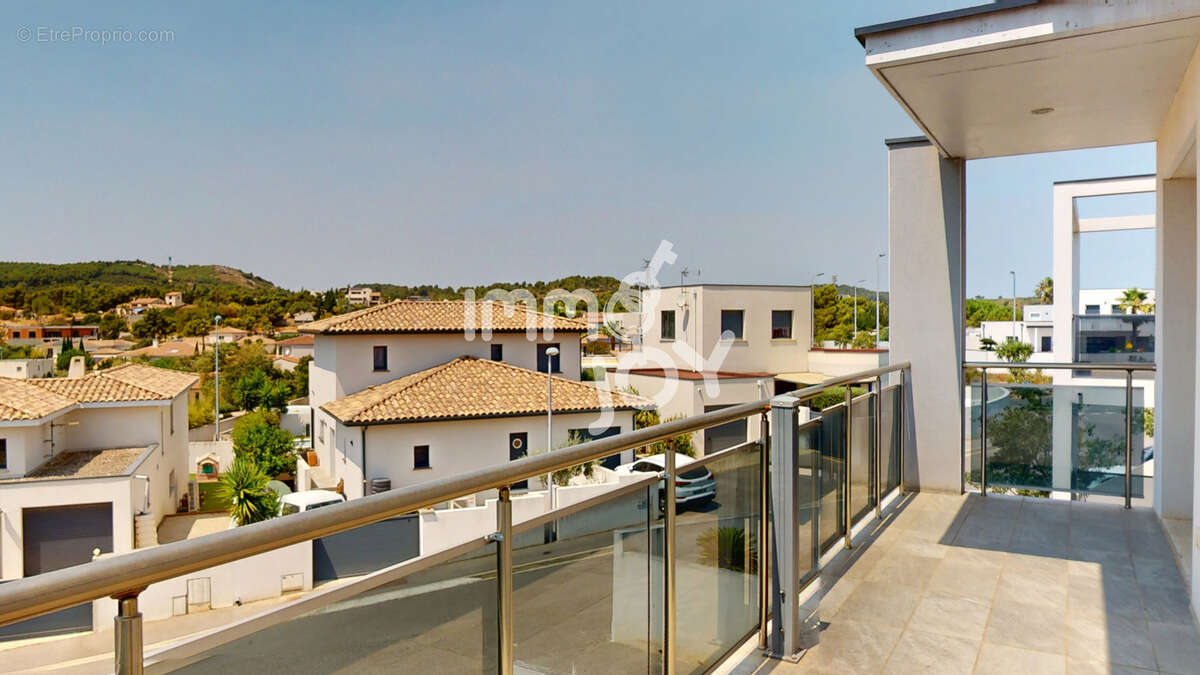 Narbonne - Maison contemporaine (2018) - T5 131m2 - Piscine chauffée - DPE A - photo 17