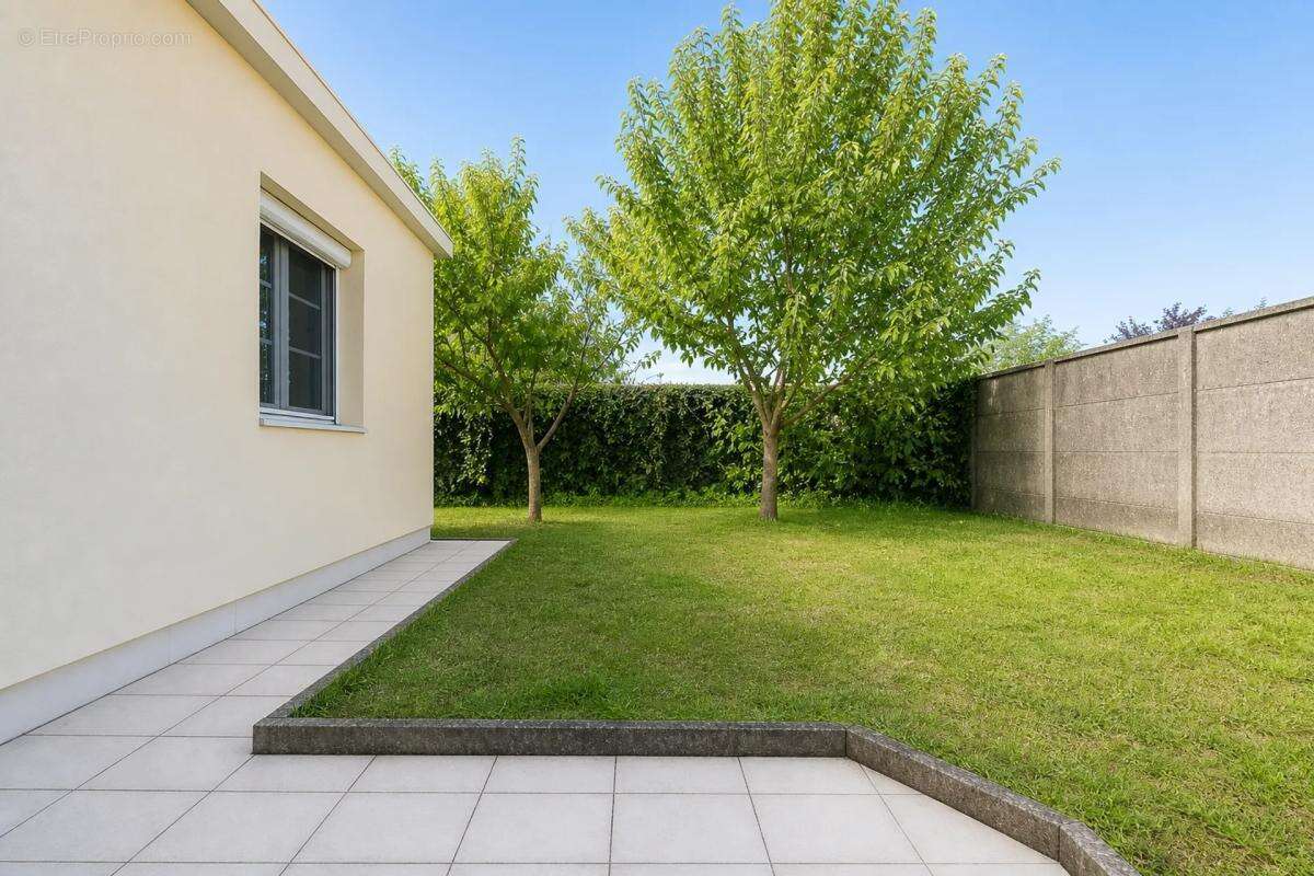 Maison de 5 pièces de 150 m² située à Sainte-Savine - photo 20