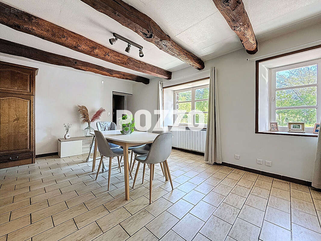 Maison à SAINT-PLANCHERS