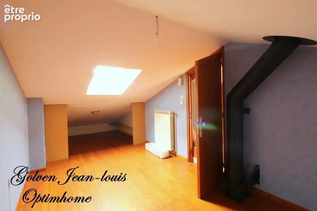 Appartement plein de charme et lumineux à SAINT AFFRIQUE (12) - photo 11