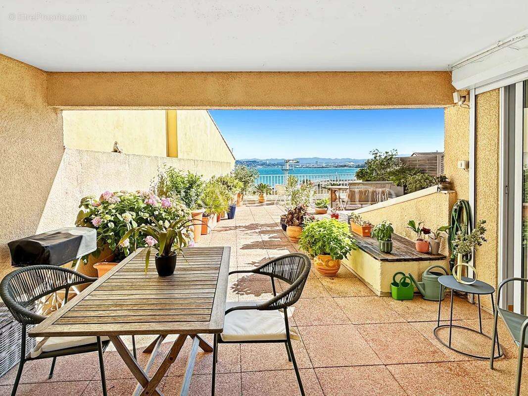 Appartement à MARSEILLE-8E