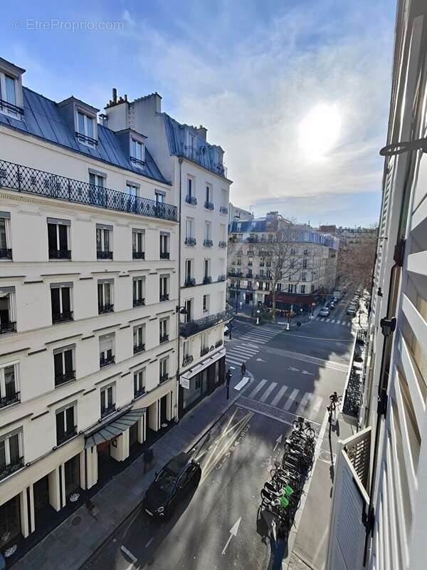 Appartement à PARIS-7E