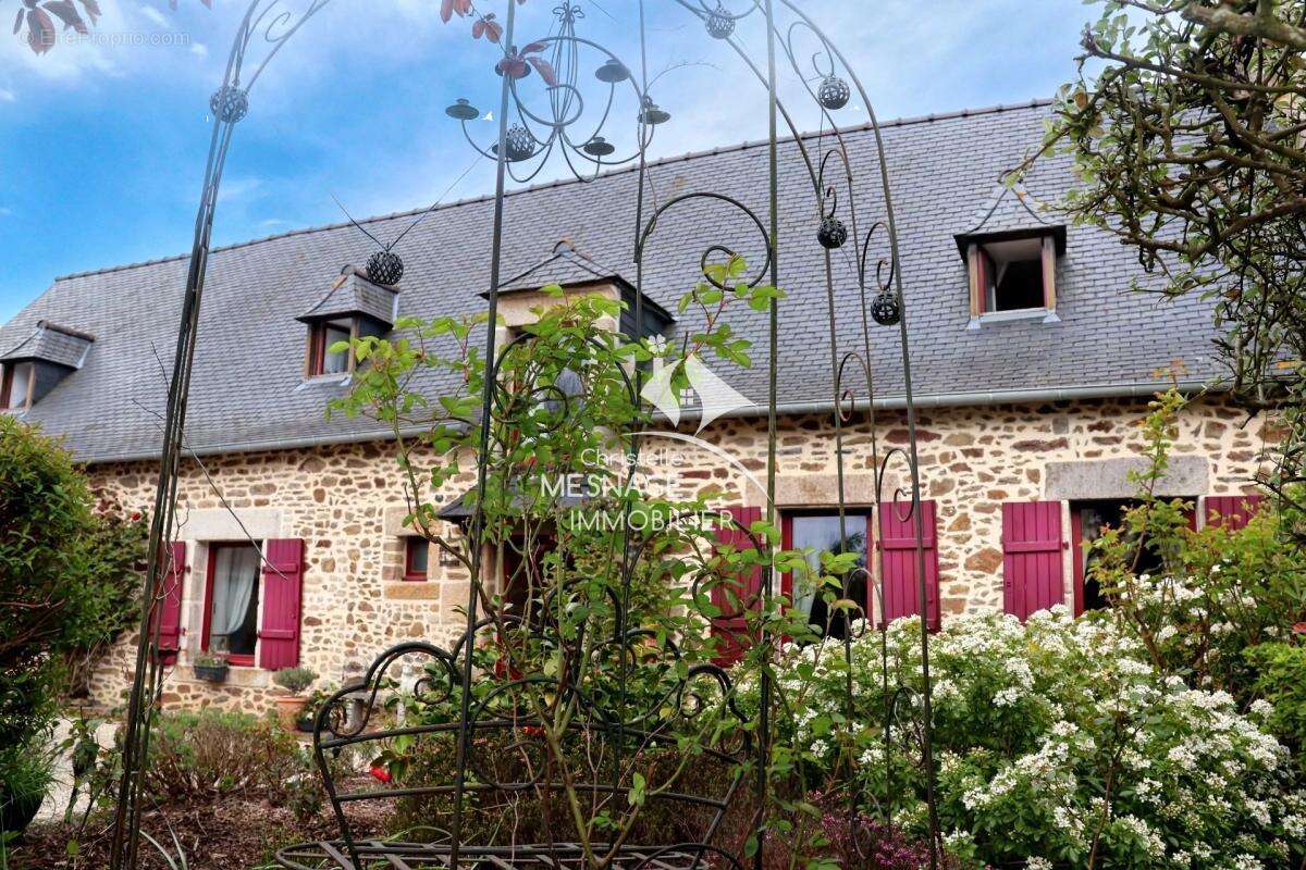 Maison à DINAN
