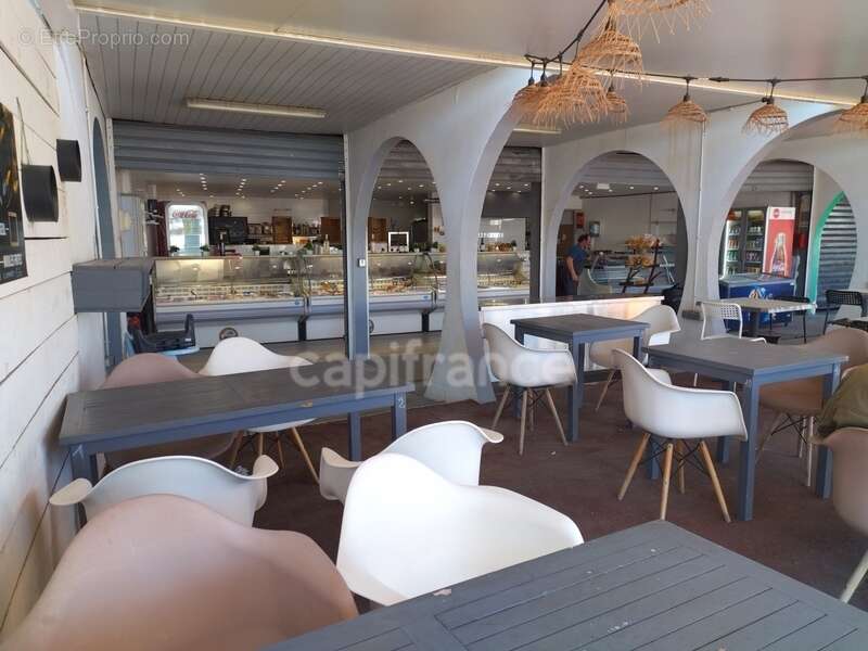 Commerce à LE GRAU-DU-ROI