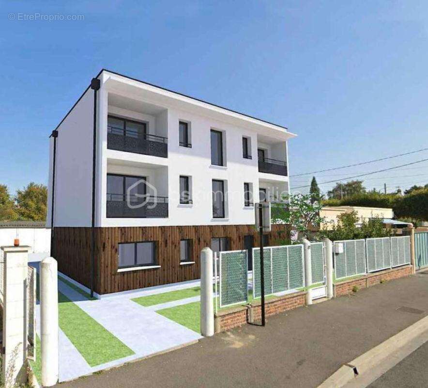 Appartement à PARAY-VIEILLE-POSTE