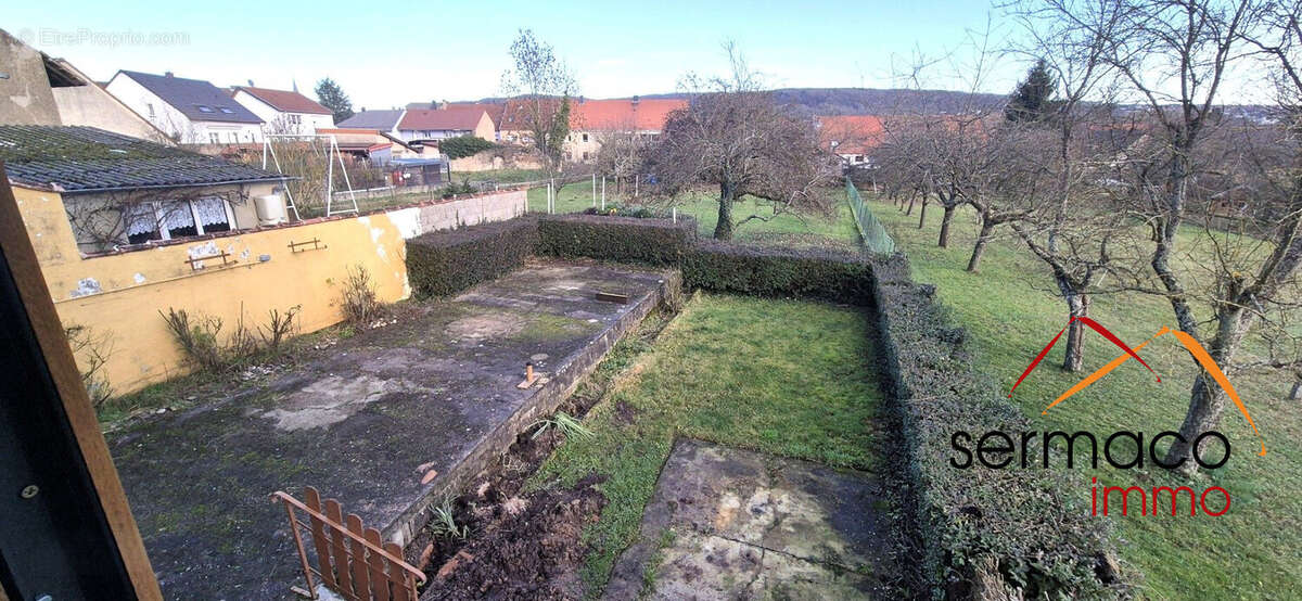 espace extérieur à l'arrière - Maison à GROSBLIEDERSTROFF