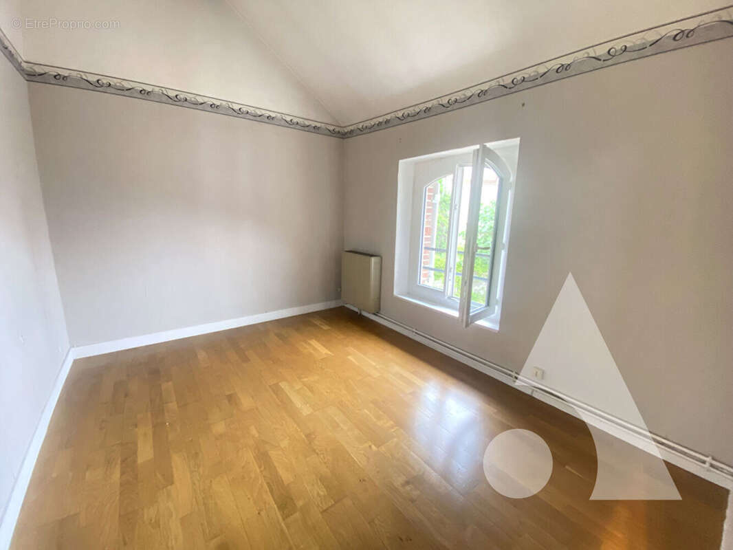 Appartement à CREPY-EN-VALOIS