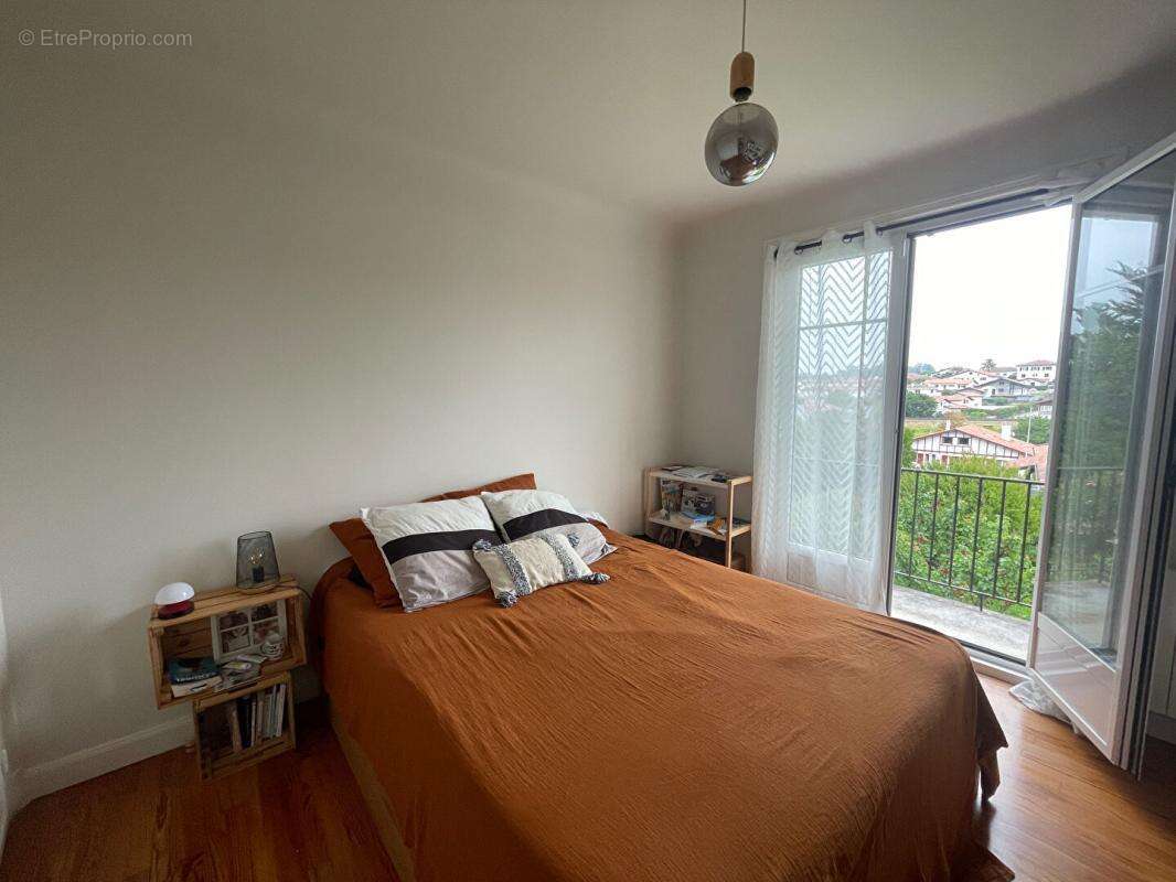 Appartement à CIBOURE