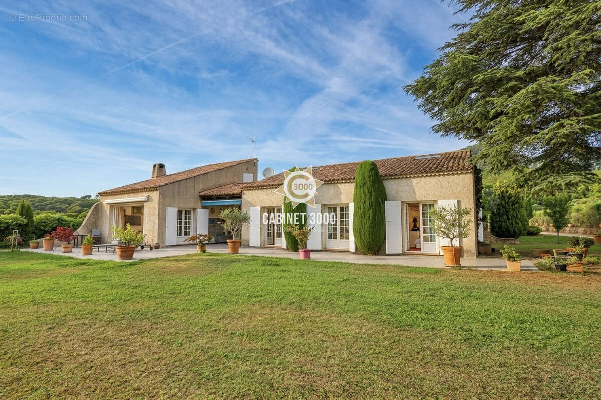 Maison à SANARY-SUR-MER