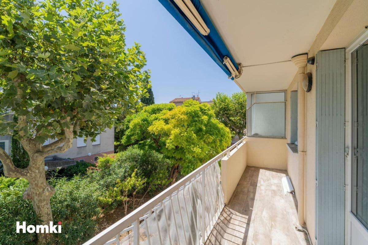 Appartement à MARSEILLE-12E