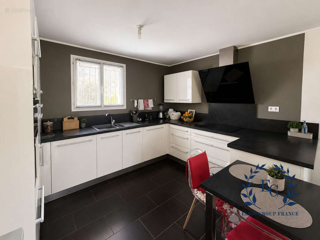 Maison 135 m² à Vidauban  - photo 9