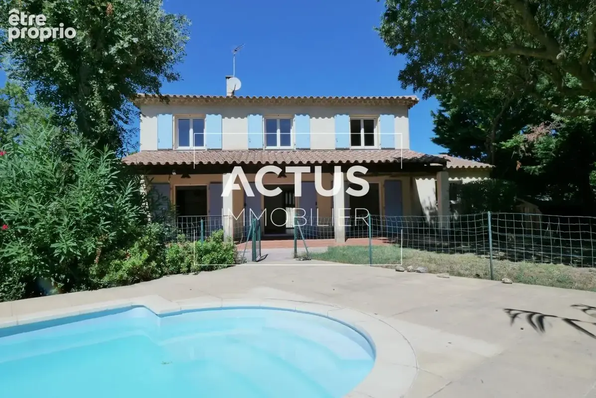 Maison 148 m² à Eyguieres  - photo 8