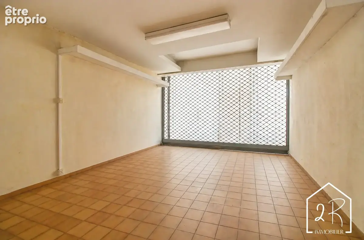 Centre ville de Vienne : Immeuble ou maison 190 m2 habitables. - photo 5