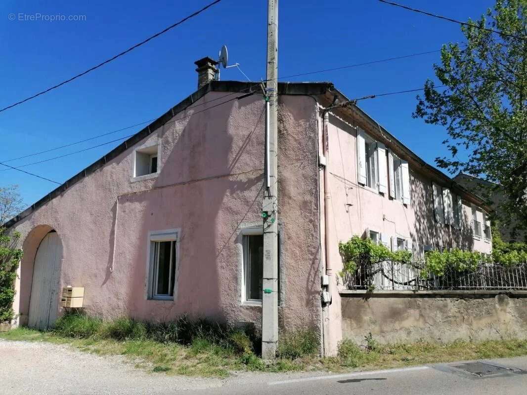 Maison à SERNHAC
