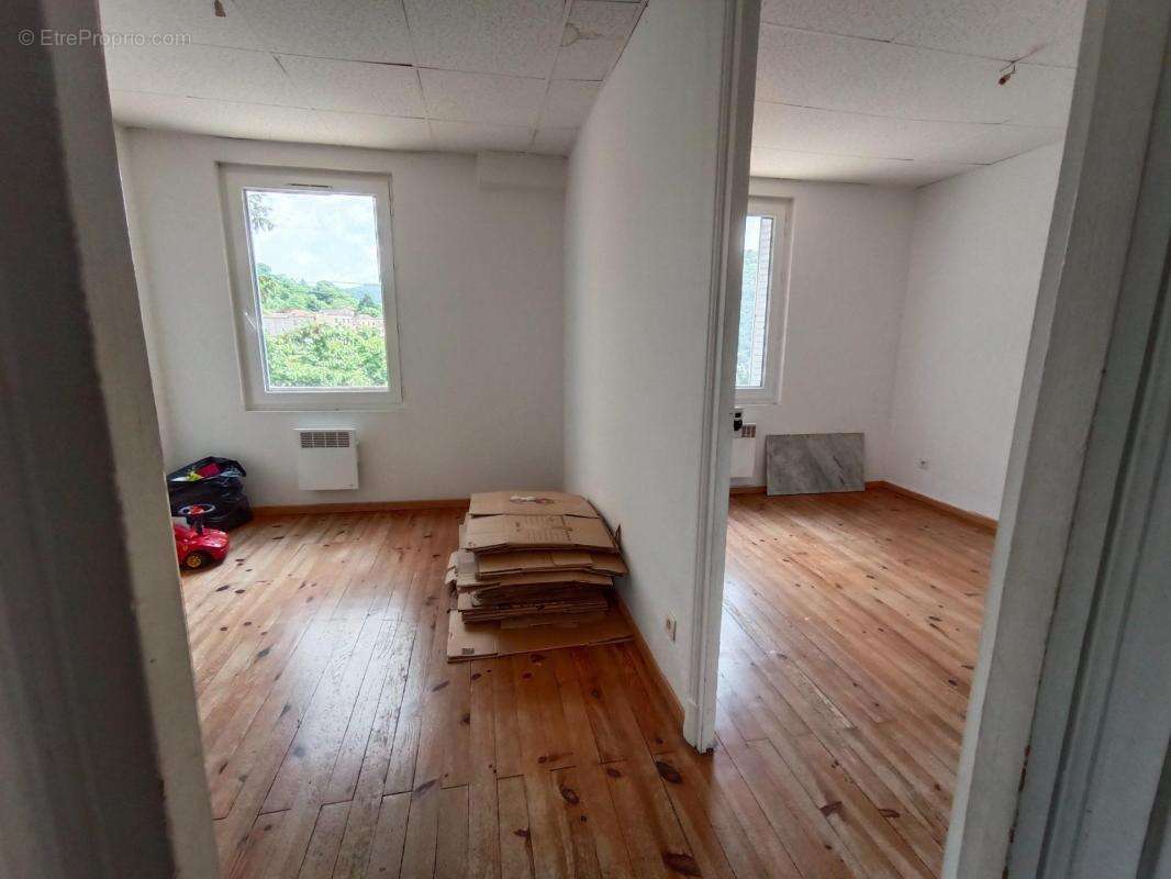 Appartement à THIERS