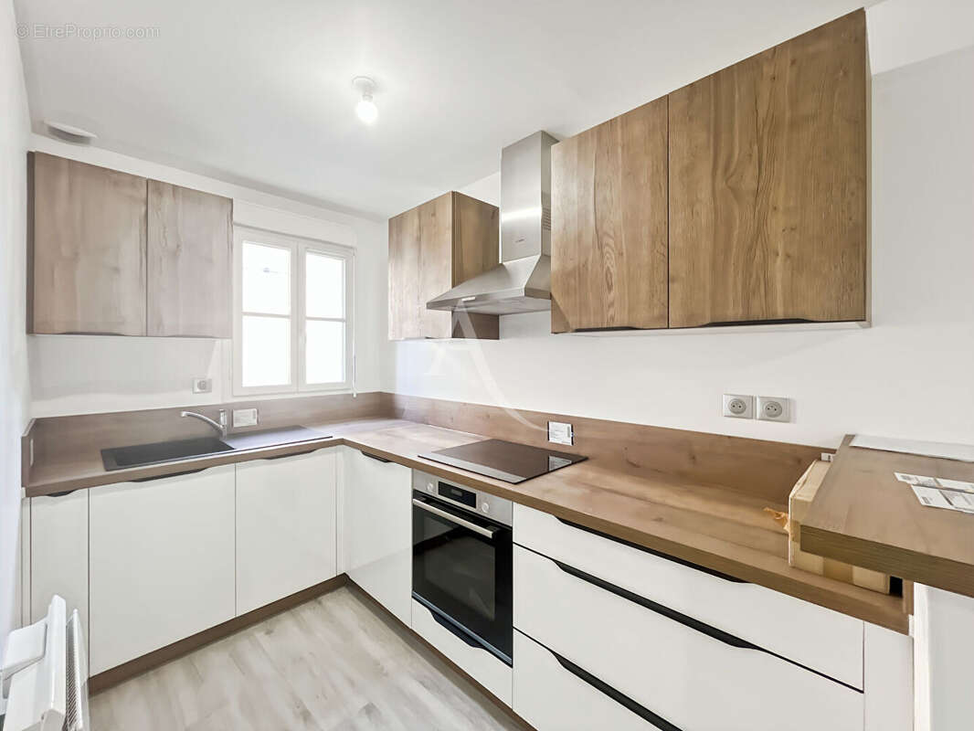 Maison à MOISSY-CRAMAYEL