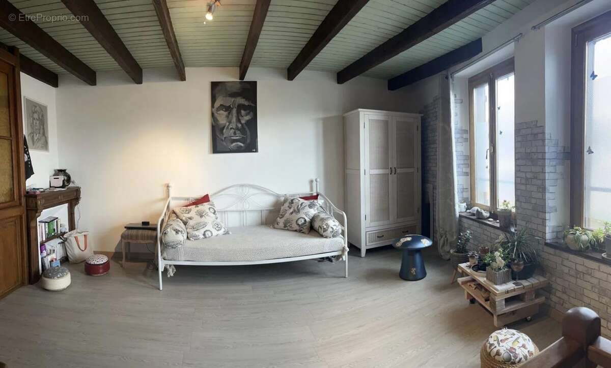 Maison à SAINTE-MENEHOULD