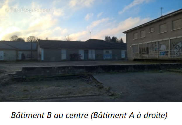 Terrain à NEUFCHATEAU