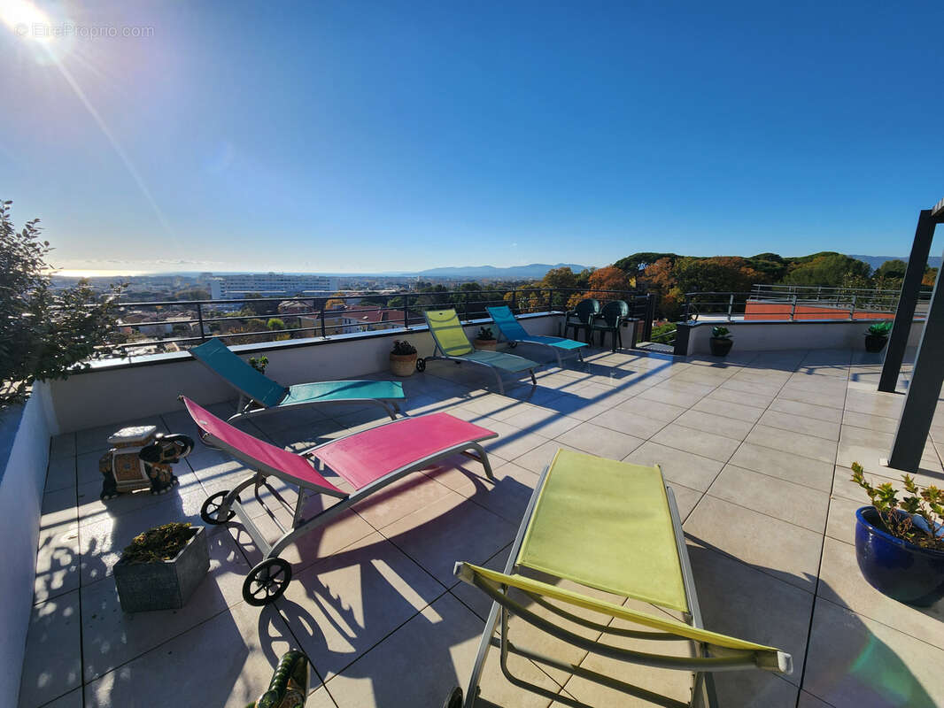 Appartement à FREJUS