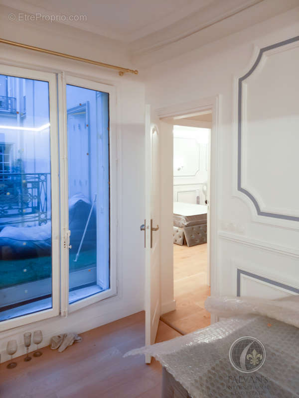 Appartement à PARIS-9E