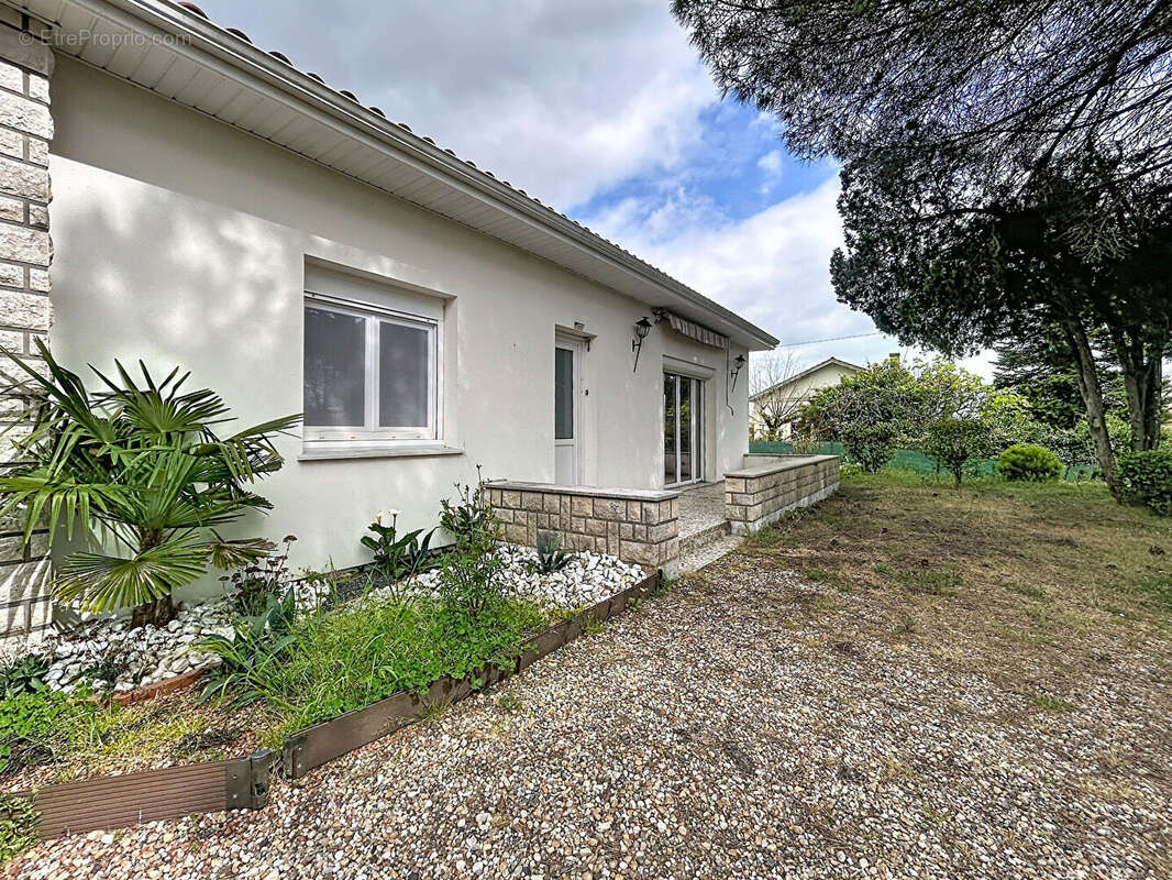 Maison à SAINT-LOUBES