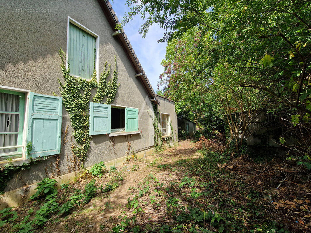 Maison à FRENOUVILLE