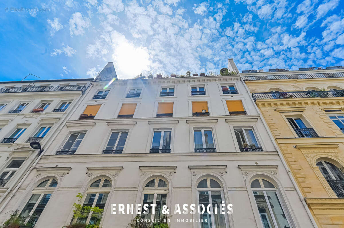 Appartement 95 m² à Paris-10e  - photo 8