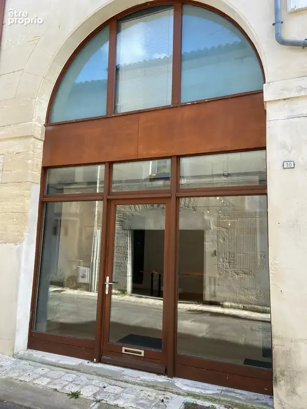 LOCAL COMMERCIAL rénové dans le vieux Cognac   Atelier ou profession libérale - photo 8