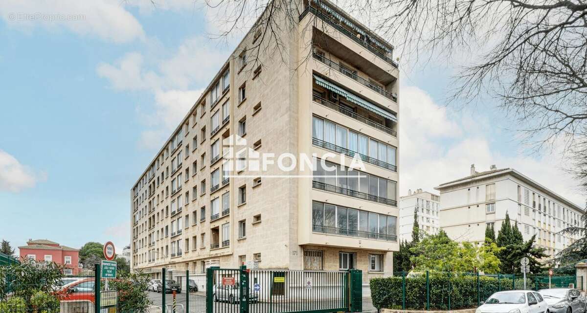 Appartement à MARSEILLE-9E