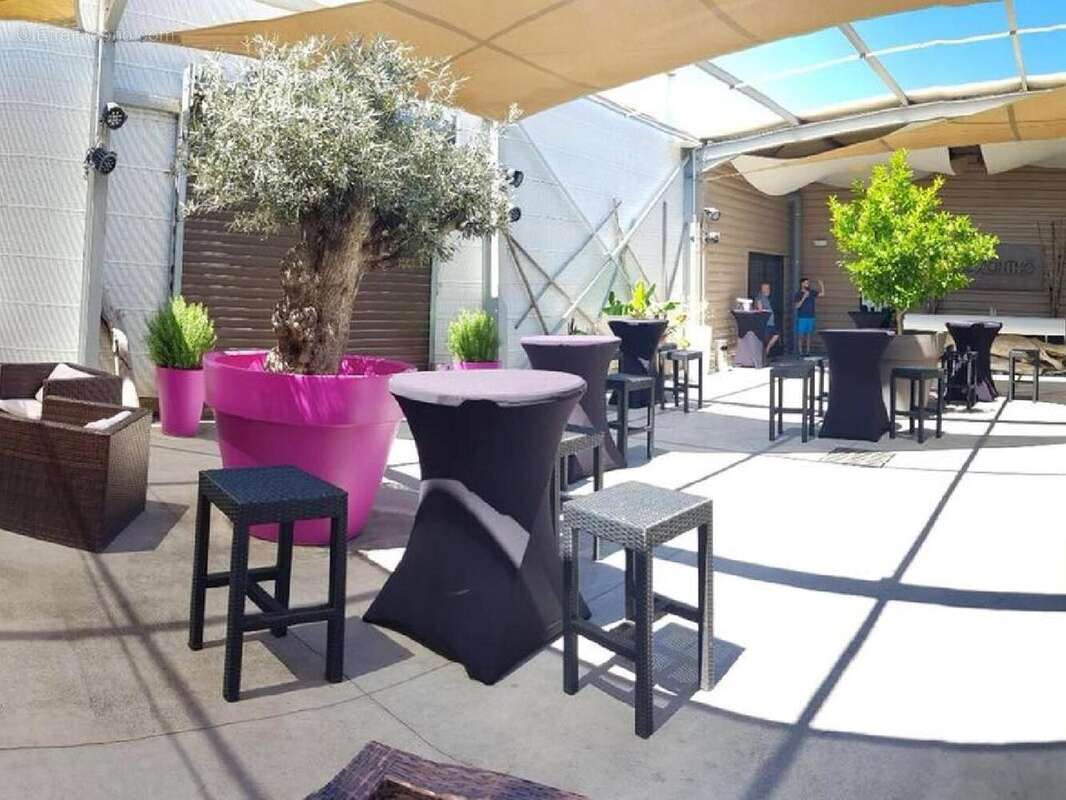 Commerce 660 m² à vendre à Beziers (34500) - photo 3