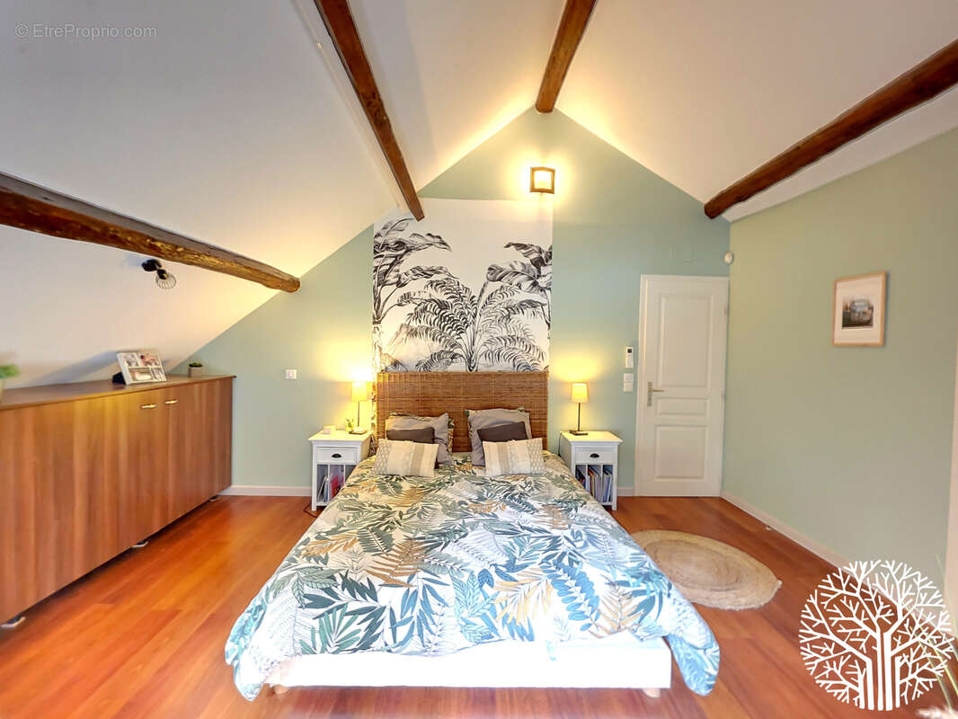 Maison à MILLY-LA-FORET